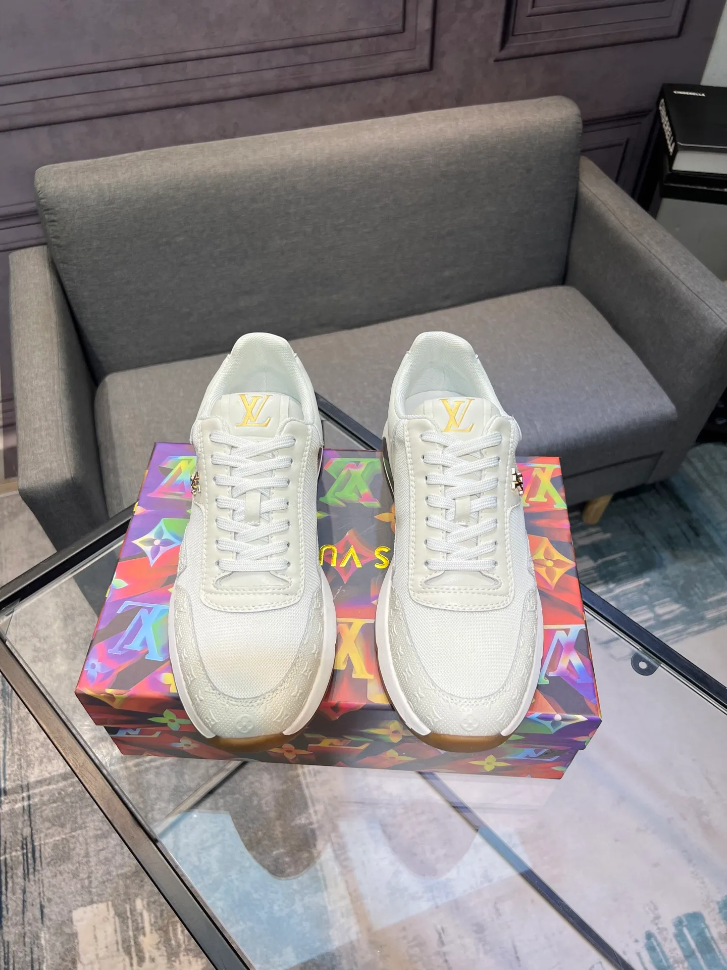 Men's shoes 💰460 "LV" The latest men's casual shoes, genuine leather lining, rubber wear-resistant outsole, fine lines and beautiful strips, not too much decoration, European and American style, comfortable and high-grade, optional, size number: 38 to 44 45 can be customized
